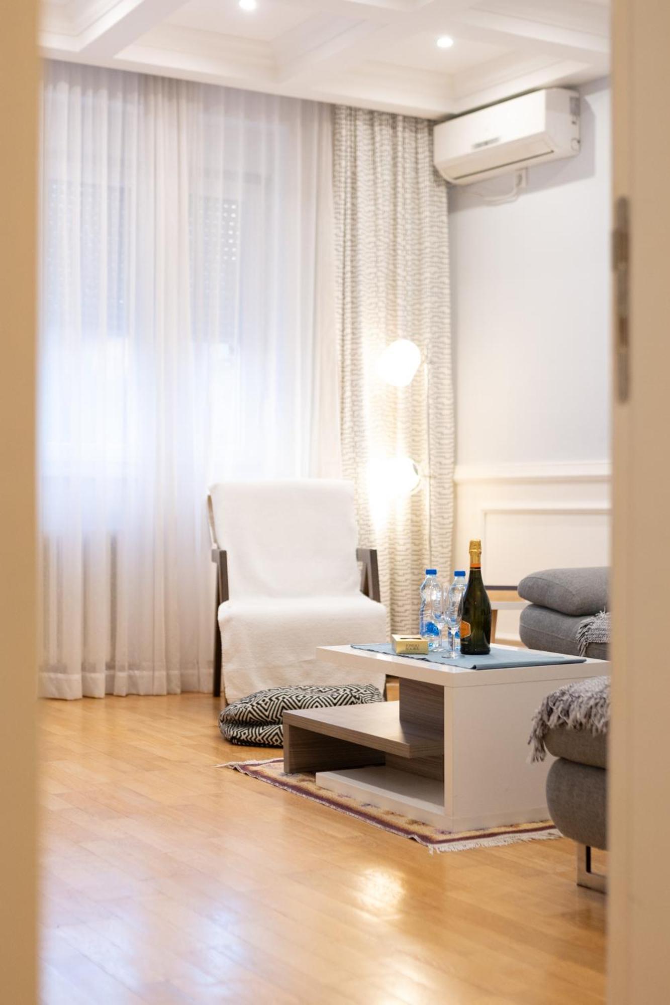 Central Business Apartments Terazije Beograd Eksteriør billede